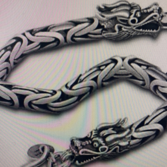 Silver oxidized double headed keel bracelet dragon artwork - Picture 8 of 10